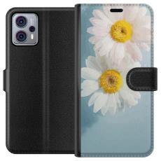 iSecrets - Plånboksfodral till Motorola Moto G23 med Sommarblommor