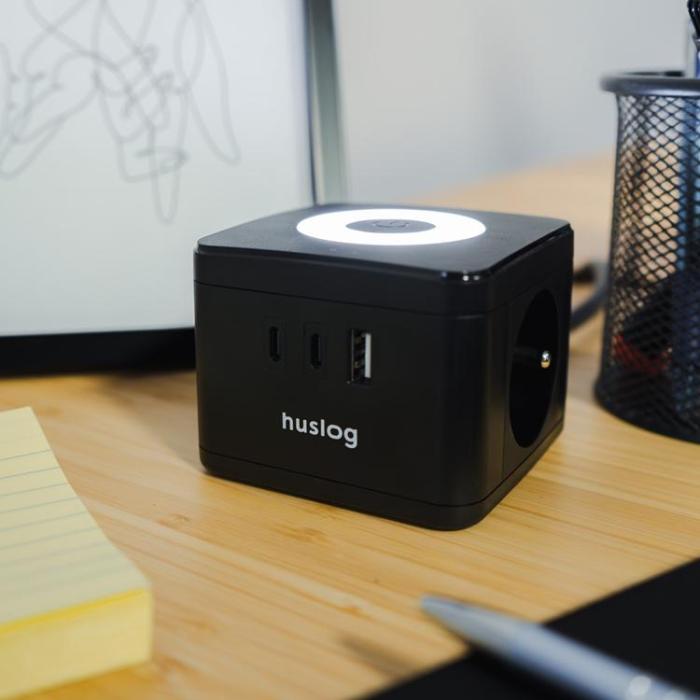 Huslog - Huslog Cube Förlängningssladd med LED - Svart