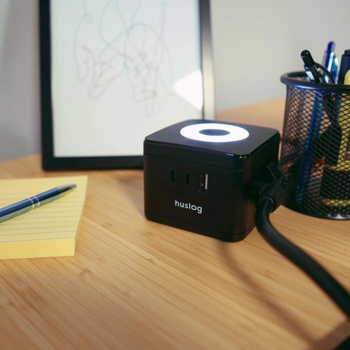 Huslog - Huslog Cube Förlängningssladd med LED - Svart