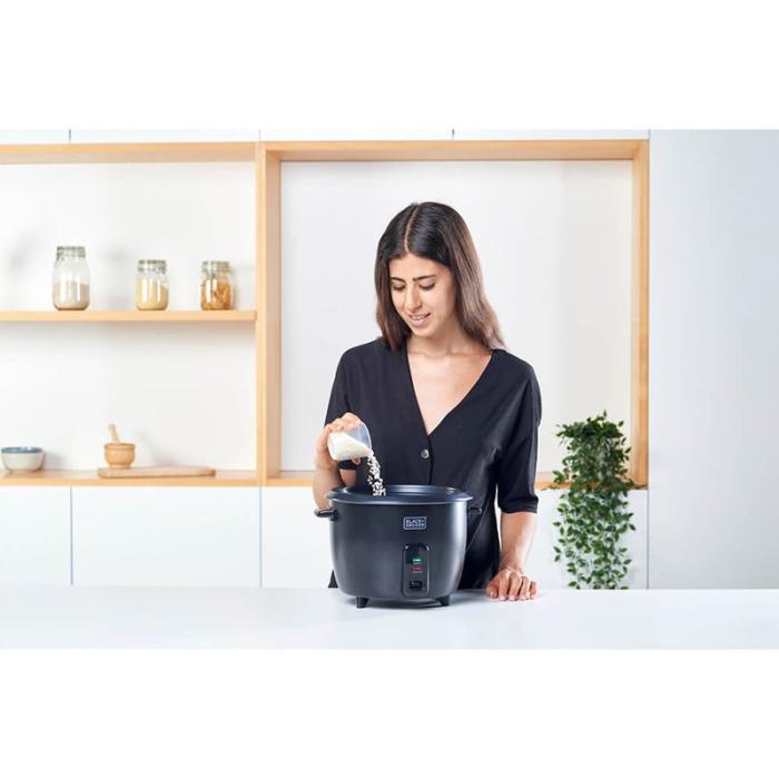 BLACK+DECK - BLACK+DECK Riskokare 1,8L Svart