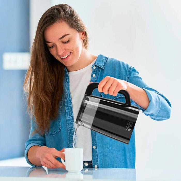 BLACK+DECK - BLACK+DECK Vattenkokare Glas Svart 1,7L