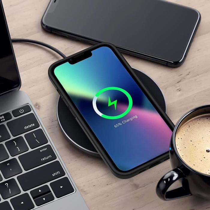 Boom of Sweden - BOOM - iPhone 13 Pro Skal Mjuk TPU - Svart