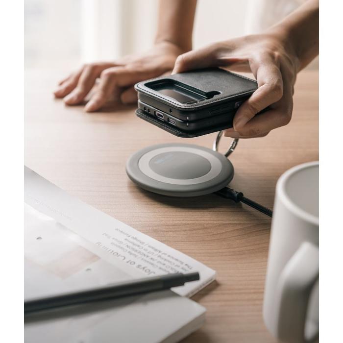 UTGATT - Ringke Galaxy Z Flip 4 Halsbandsskal Signature Folio - Svart