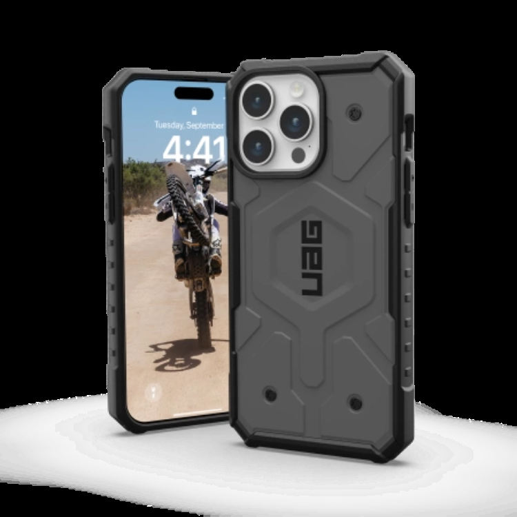 UAG iPhone 15 Pro Max Mobilskal Magsafe Pathfinder - Silver | 2353 | AlltMobil