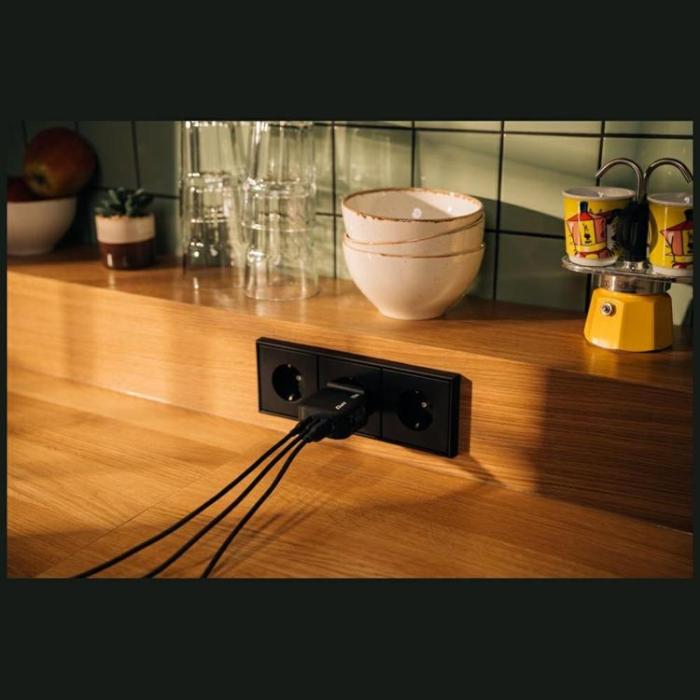 Verbatim - Verbatim Snabbladdare 70W PD 2xUSB-C QC 1xUSB-A GaN Mini - Svart