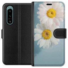 iSecrets - Pl&aring;nboksfodral till Sony Xperia 5 IV med Sommarblommor