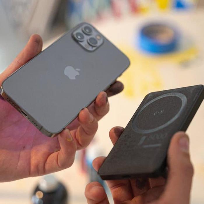 UTGATT1 - Mophie Powerstation Powerbank 5000 mAh Trådlös Laddning - Svart