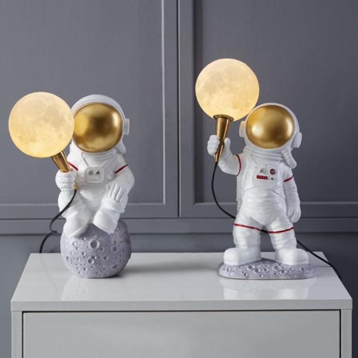 OEM - Moon Bordslampa ASTRONAUT standing Art Deco (model 1) AMTL