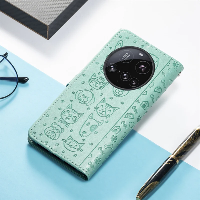 A-One Brand - Xiaomi 15 Ultra Plånboksfodral Cat Dog Pattern - Grön