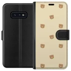 Gustaf - Pl&aring;nboksfodral till Samsung Galaxy S10e med Bj&ouml;rnm&ouml;nster