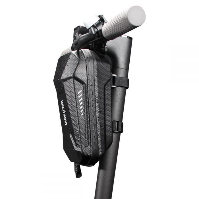 UTGATT1 - Wildman Hardpouch Electric Scooter M - Svart