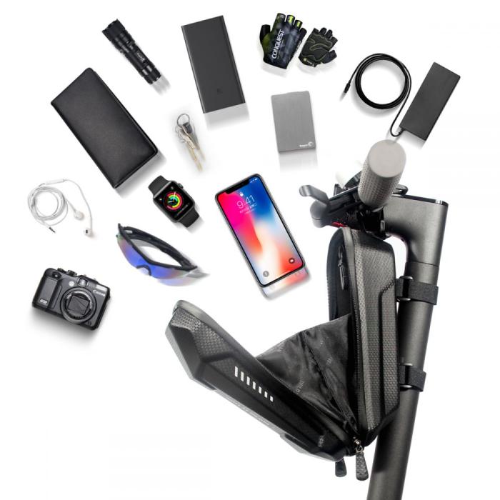 UTGATT1 - Wildman Hardpouch Electric Scooter M - Svart