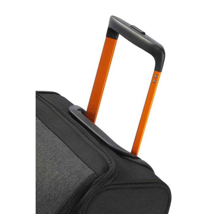 UTGATT5 - SAMSONITE Kabinväska BLEISURE hjul 15,6