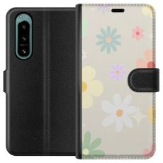 iSecrets - Pl&aring;nboksfodral till Sony Xperia 5 IV med fejdande blommor