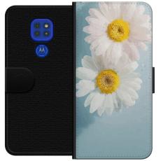 iSecrets - Plånboksfodral till Motorola Moto G9 Play med Sommarblommor