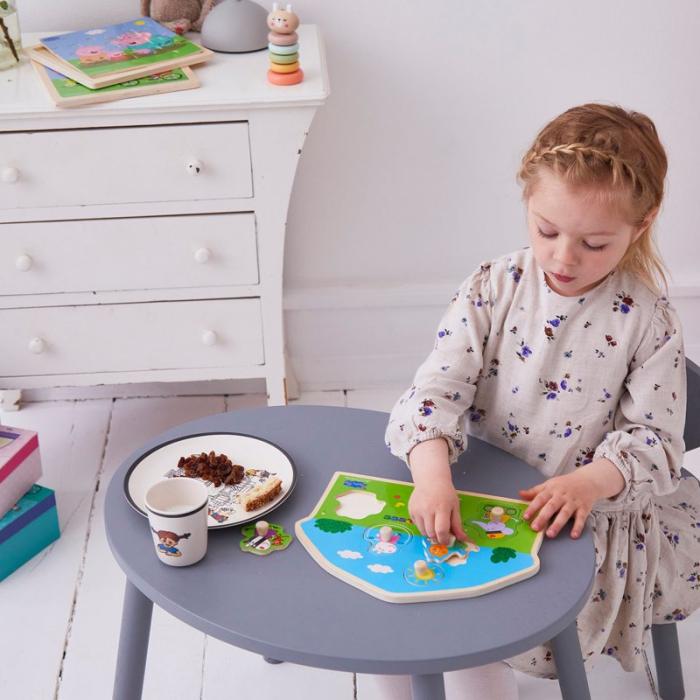 Peppa Pig - PEPPA PIG Shaped Wooden Puzzle - Playground