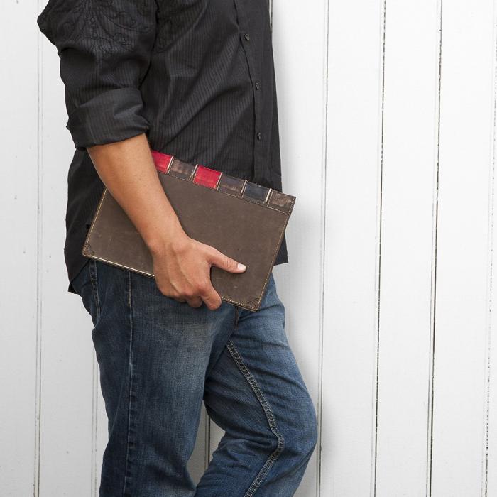 UTGATT5 - Twelve South BookBook för MacBook Air/Pro 13