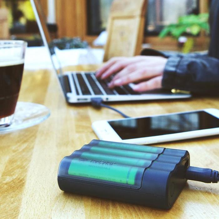 UTGATT1 - GP Charge AnyWay Batteriladdare och Powerbank 2600 mAh