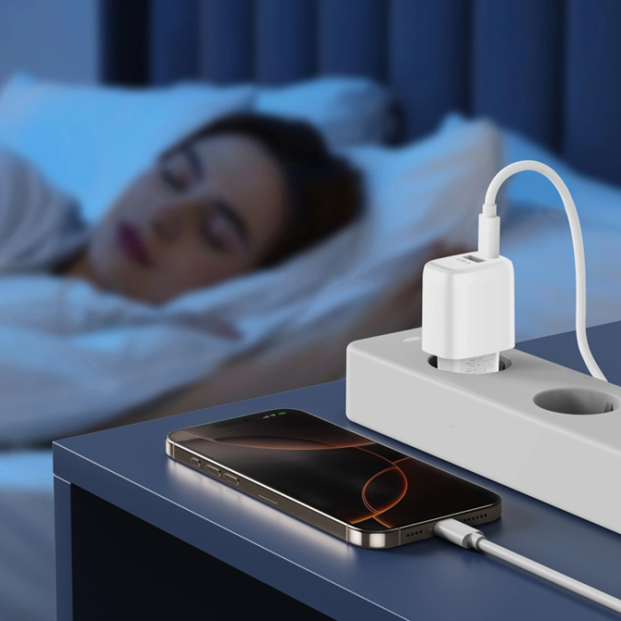 Tech-Protect - Tech-Protect Väggladdare 30W med USB-C Till Lightning Kabel - Vit