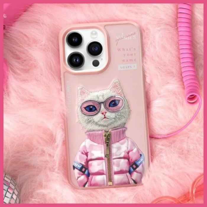 NIMMY - Nimmy iPhone 15 Pro Max Mobilskal Cool & Cute 2.0 Cat - Rosa
