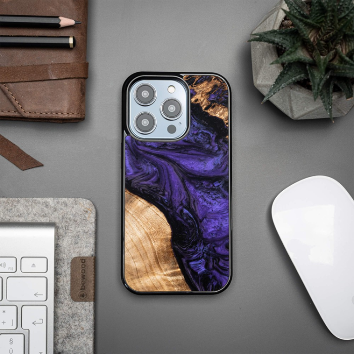 Bewood - Bewood iPhone 15 Pro Mobilskal Unique Violet