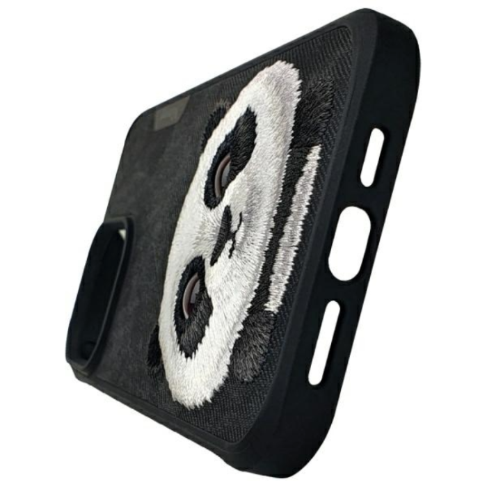 NIMMY - Nimmy iPhone 15 Pro Mobilskal Big Eyed Pet 2.0 Panda - Svart