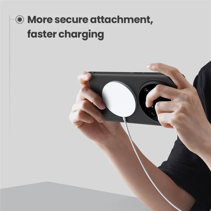 Nillkin - Nillkin Xiaomi 15 Ultra Mobilskal MagSafe Frosted Shield Pro - Svart