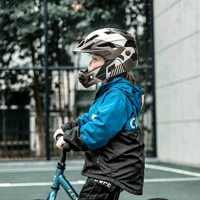 Rockbros - Rockbros Barncykelhjälm Med Avtagbar Chin M (54-57) - Grå
