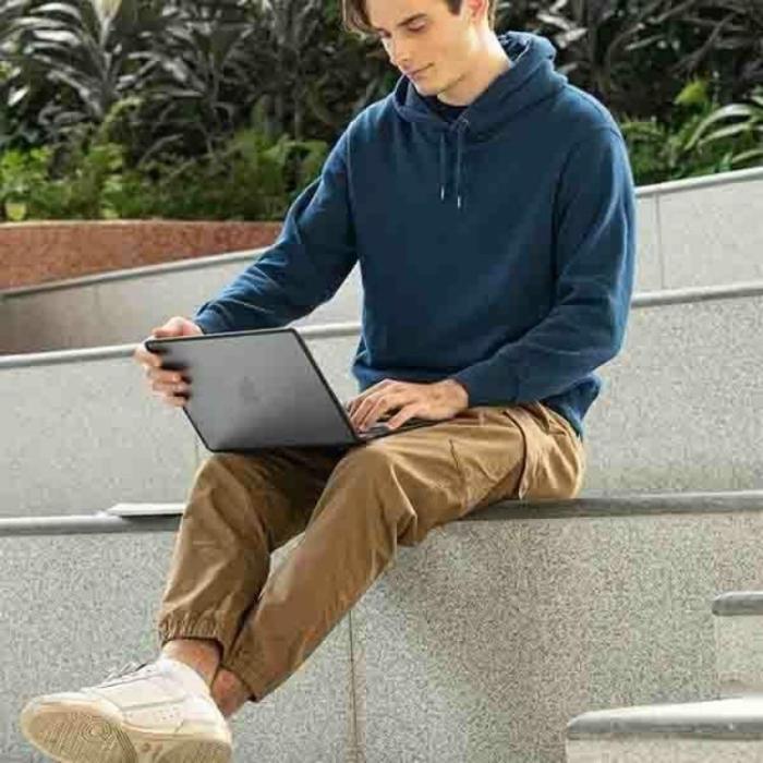 UNIQ - Uniq Macbook Air 13 2022 Skal Venture - Midnight Svart