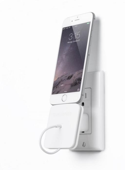 UTGATT5 - Bluelounge Rolio - Förvandla din Lightning kabel till en laddningsdocka!