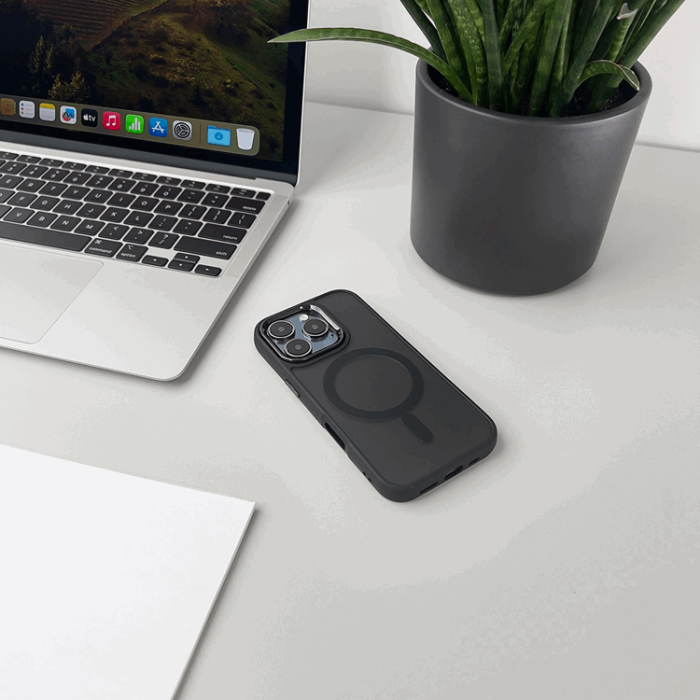 A-One Brand - iPhone 16e Mobilskal MagSafe Fashion - Svart
