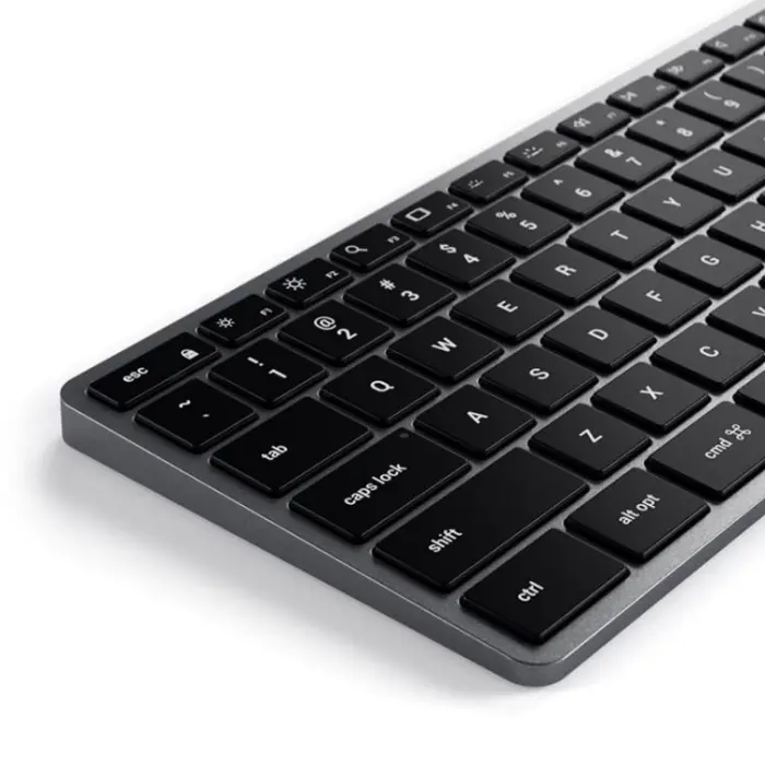 Satechi - Satechi X3 Trådlöst Tangentbord För Upp Till 4 Enheter - Nordisk Layout