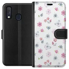 Gustaf - Pl&aring;nboksfodral till Samsung Galaxy A40 med Blommor och fj&auml;rillar