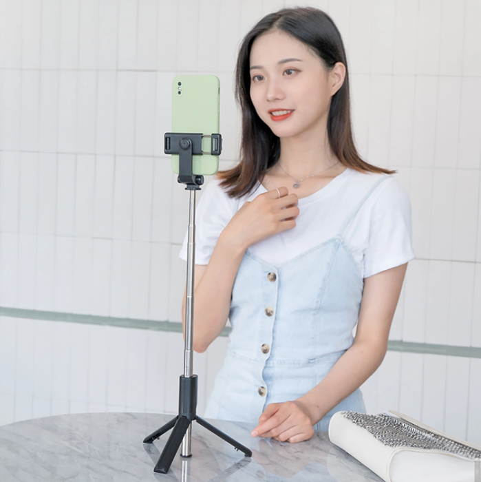 OEM - Selfiestick Teleskopstativ 0.7m för Mobil - Svart