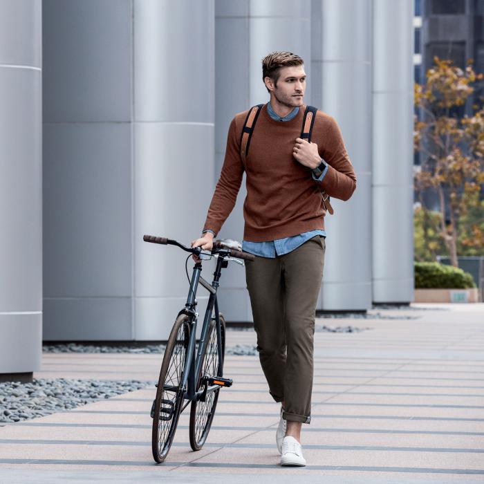 UTGATT5 - Fitbit Ionic Charcoal/Smoke Gray