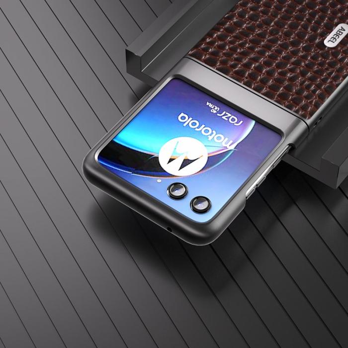 ABEEL - ABEEL Mobilskal till Motorola Razr 40 Ultra 5G Äkta Läder Krokodil - Brun