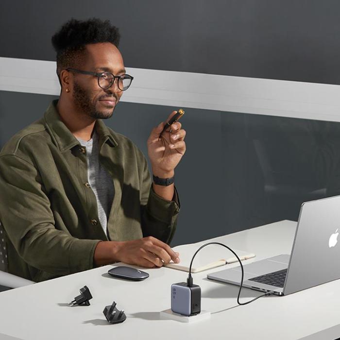 UTGATT - Ugreen EU Väggladdare 65W USB Till 2xUSB-C - Svart