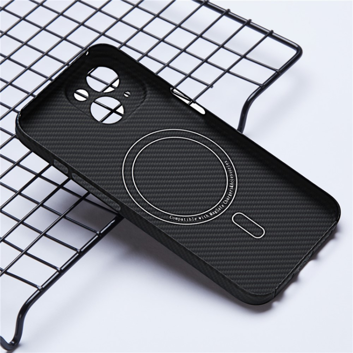 A-One Brand - iPhone 13 Mobilskal Magsafe Aramid Fiber 600D Fine - Svart