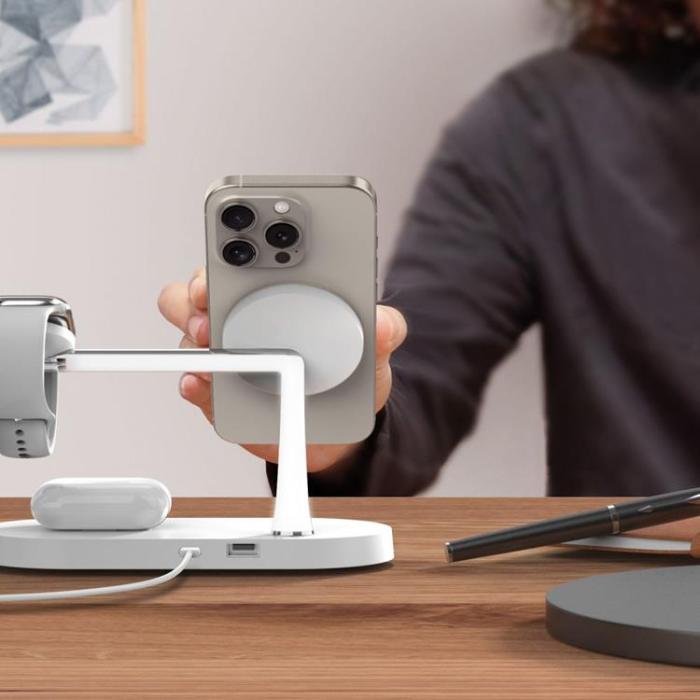  - 4-in-1 Trådlös Laddare Magsafe iPhone, Apple Watch, AirPods - Vit