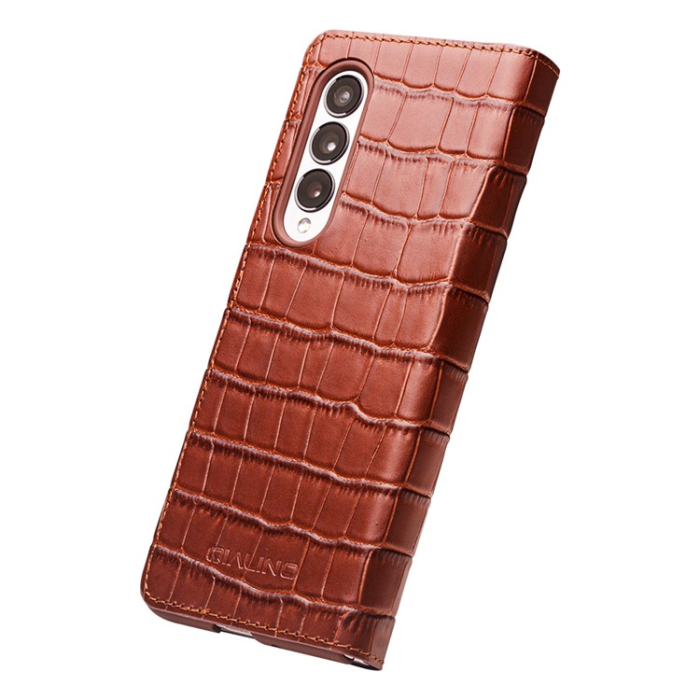 QIALINO - QIALINO Galaxy Z Fold 3 Fodral Äkta Läder Cowhide Crocodile - Brun