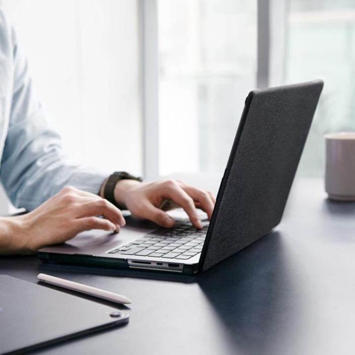 UTGATT1 - Spigen MacBook Pro 14 (2021/2022) Skal Urban Fit - Svart