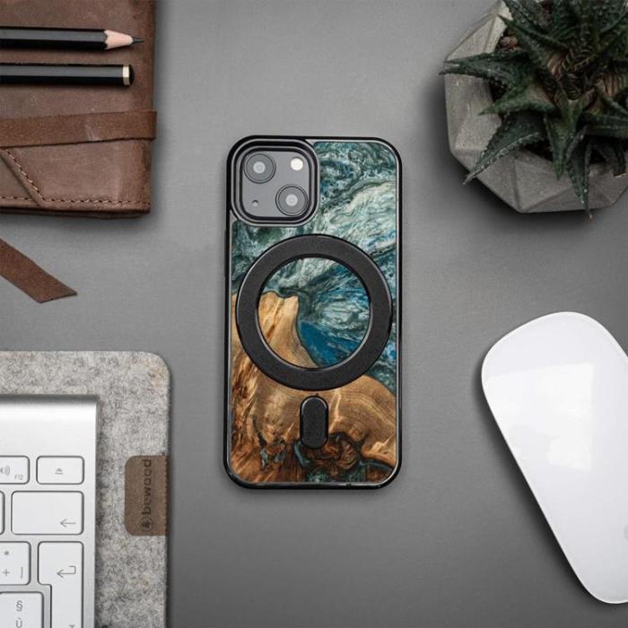 Bewood - Bewood iPhone 13 Mini Mobilskal Magsafe Unique Planet Earth - Grön