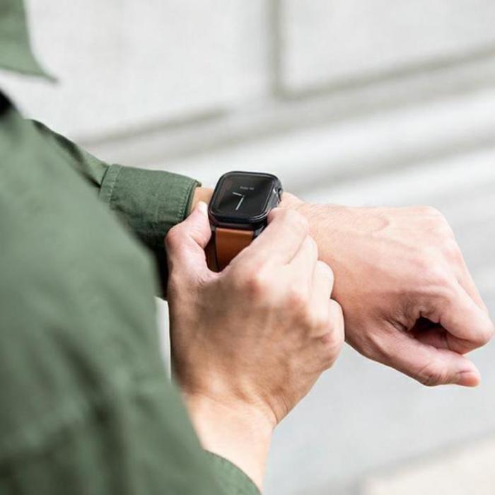UNIQ - UNIQ Apple Watch 7/8 (45mm) - Clear