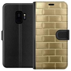 iSecrets - Pl&aring;nboksfodral till Samsung Galaxy S9 med Gyllene Murstenar