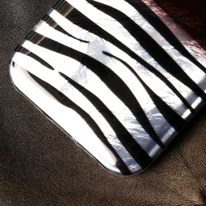 A-One Brand - iPhone 15 Pro Mobilskal Animal Print - Okapi
