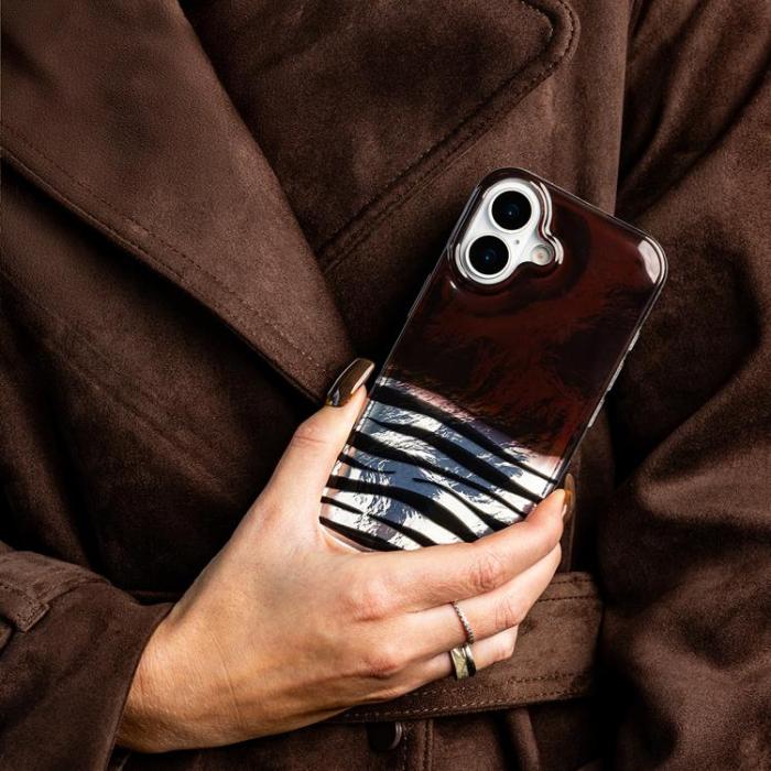 A-One Brand - iPhone 15 Pro Mobilskal Animal Print - Okapi