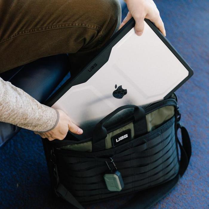Urban Armor Gear - UAG Plyo för MacBook Air 15