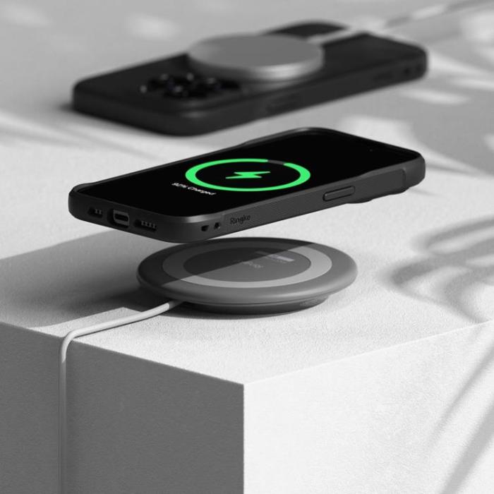 UTGATT - Ringke iPhone 15 Pro Mobilskal Magsafe Onyx - Svart
