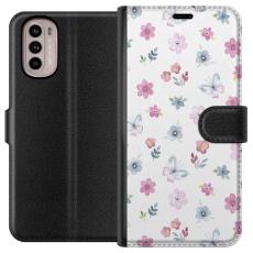 iSecrets - Plånboksfodral till Motorola Moto G31 med Blommor och fjärillar