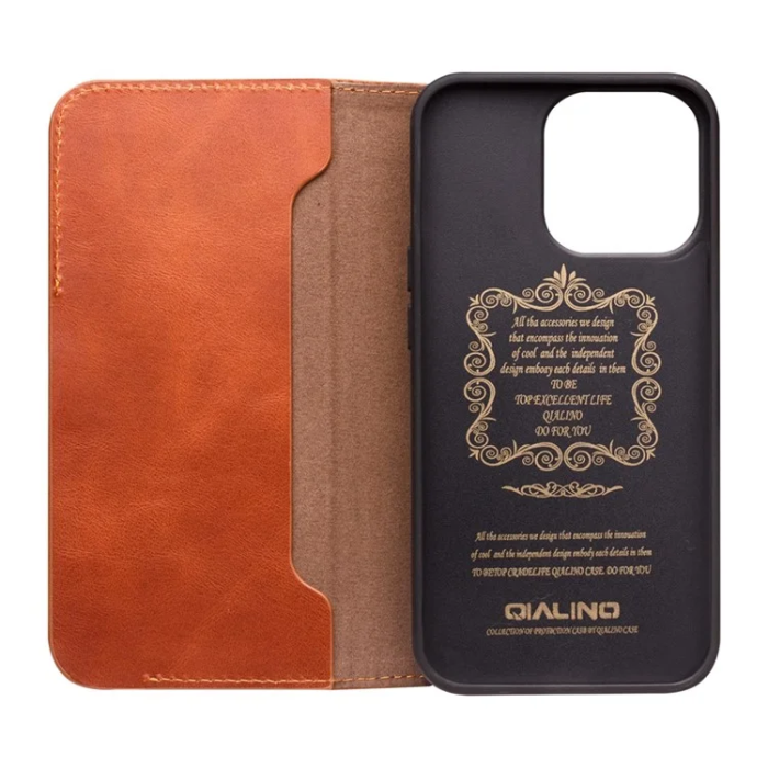 QIALINO - Qialino iPhone 14 Plånboksfodral Äkta Läder Magnetic - Brun